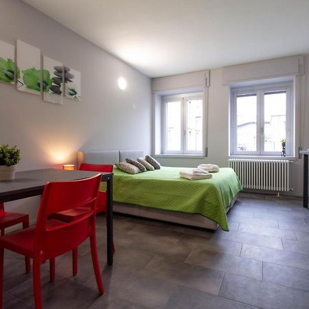Appartamento Lime - Affitti Brevi Italia Лекко Екстер'єр фото