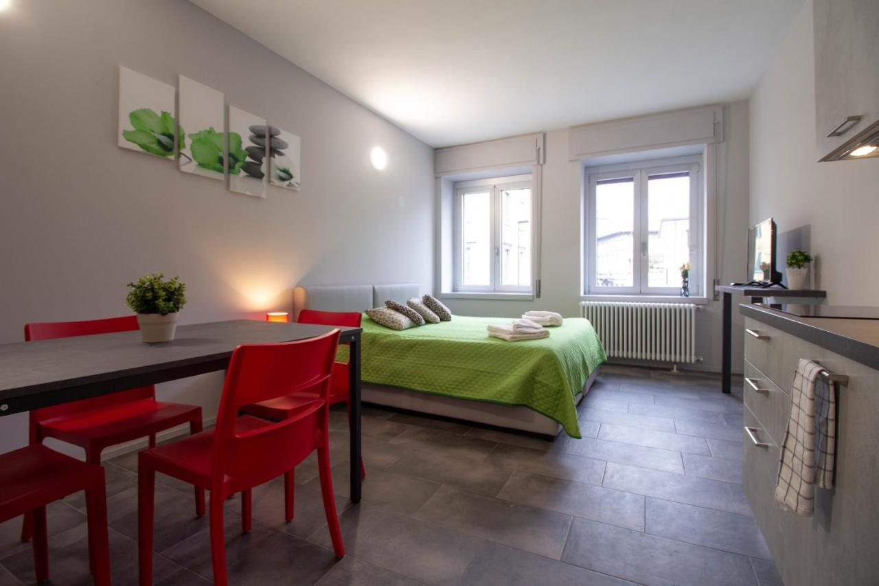 Appartamento Lime - Affitti Brevi Italia Лекко Екстер'єр фото