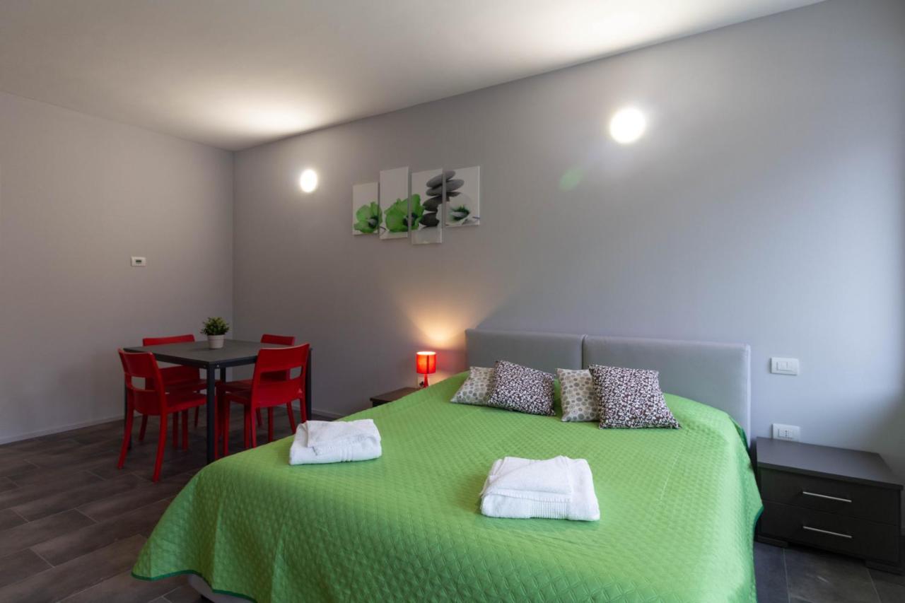 Appartamento Lime - Affitti Brevi Italia Лекко Екстер'єр фото